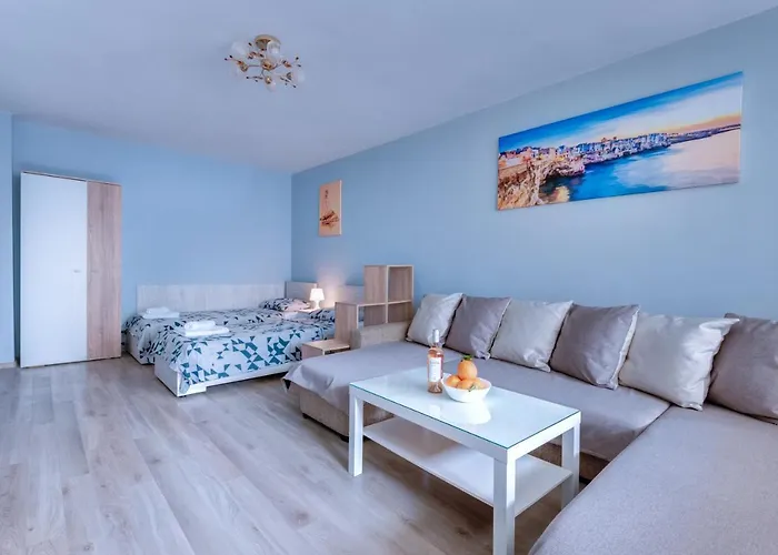 Daisy - 3 Room And Kitchen Apartment In Lazur