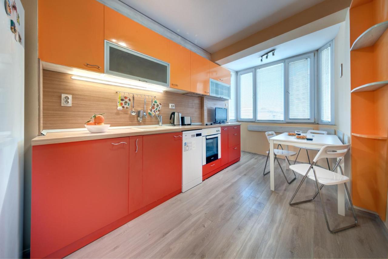 Daisy - 3 And Kitchen In Lazur * Burgas